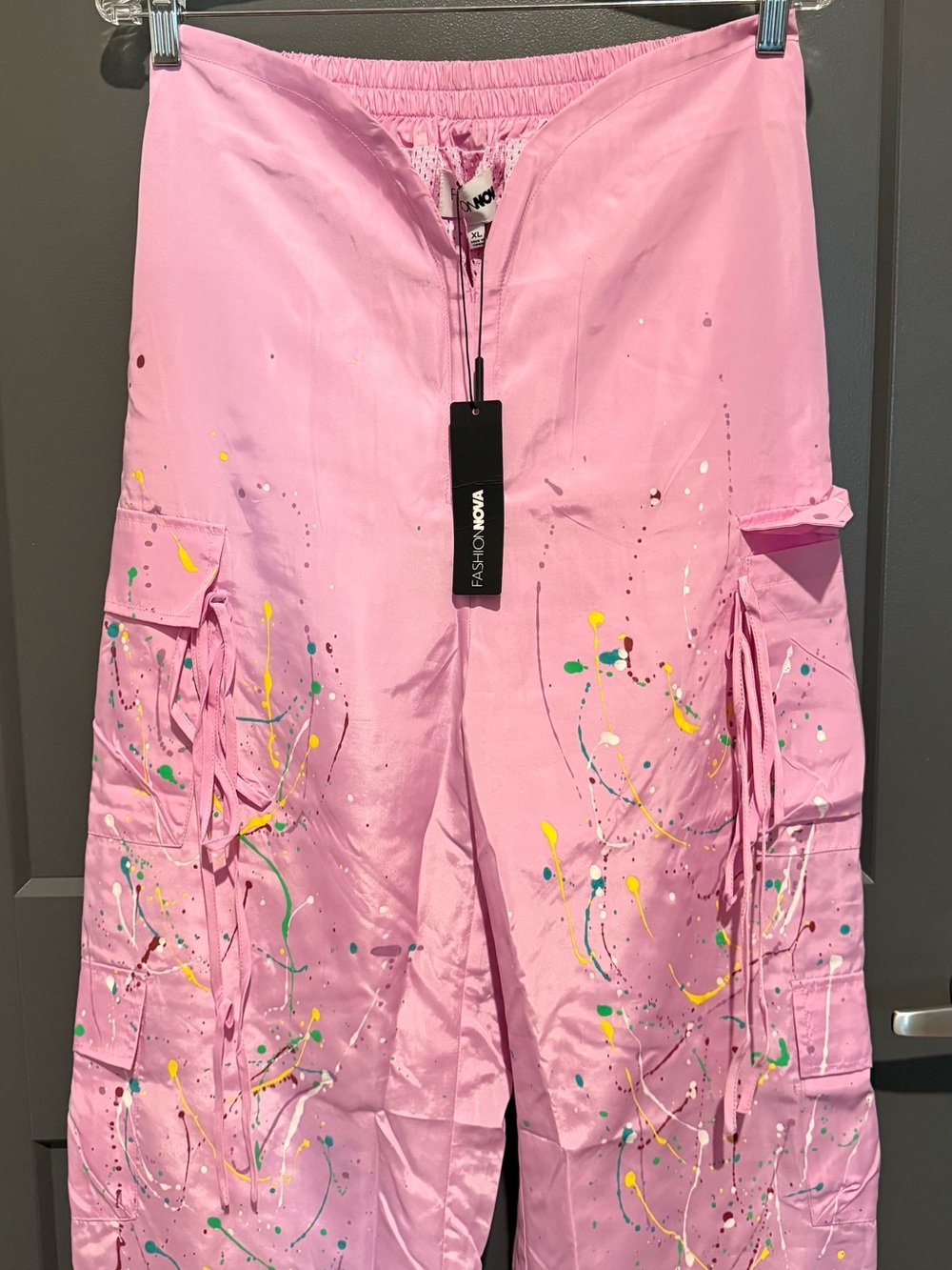 Pink Cargo Pants with Paint-Splatter - Picture 7 of 9